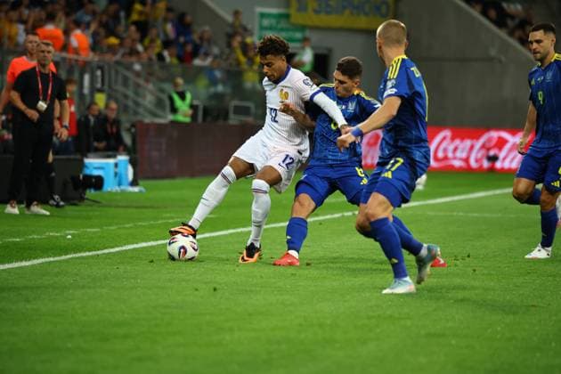 Ukraine v France - FIFA World Cup, WM, Weltmeisterschaft, Fussball 2026 Qualifier Desire Doue and Georgiy Sudakov participate in the match between Ukraine and France during the European Qualifiers for the World Cup 2026 in Wroclaw, Poland, on September 5, 2025. Wroclaw Poland  Copyright: xMateuszxBireckix originalFilename:birecki-european250905_npiGY.jpg
