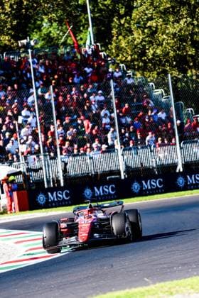 F1 2025: Italian Grand Prix in Monza - 05 Sep 2025 Scuderia Ferrari HP F1 Team s Monegasque driver Charles Leclerc competes during the free practice two of the Formula 1 Italian Grand Prix 2025. Monza Italy Copyright: xLucaxMartinix xSOPAxImagesx LMC09632