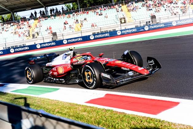 F1 2025: Italian Grand Prix in Monza - 05 Sep 2025 Scuderia Ferrari HP F1 Team s English driver Lewis Hamilton competes during the free practice two of the Formula 1 Italian Grand Prix 2025. Monza Italy Copyright: xLucaxMartinix xSOPAxImagesx LMC09786
