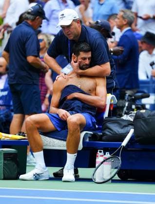 Novak Djokovic gets treatment from a physio 2025 US Open, Day Thirteen, USTA Billie Jean King National Tennis Center, New York, USA - 05 Sept 2025New York USTA Billie Jean King National T New York (NY) United States of America  Copyright: xJavierxGarcia Shutterstockx 15467793x