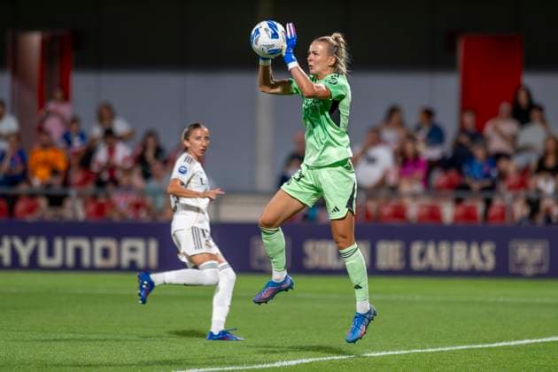 September 6, 2025, Alcala De Henares, Madrid, Spain: MERLE FROHMS of Real Madrid Femenino CF during the match belonging to La LigaF season 25 26 soccer Ã¢â‚¬oeATLETICO DE MADRID FEM - REAL MADRID FEMÃ¢â‚¬Â held on September 05, 2025, at the Centro deportivo Alcala de Henares, Madrid, Spain. Alcala De Henares Spain - ZUMAc312 20250906_zsp_c312_015 Copyright: xOscarxManuelxSanchezx