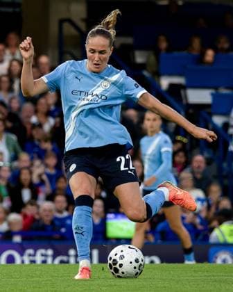 London, England, September 05 2025: Sydney Lohmann (22 Manchester City) in action during the Womens Super League game between Chelsea and Manchester City at Stamford Bridge in London, England. (Photo by Pedro Porru Sports Press Photo SPP) Copyright: xPedroxPorrux xSPPx Sportspressphoto_SPR20644