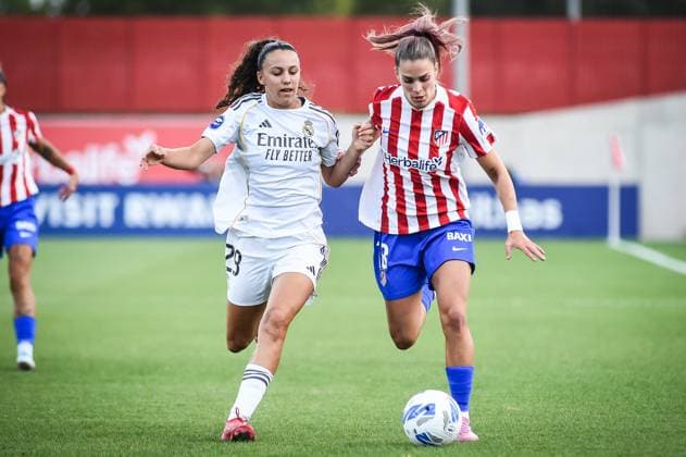 September 5, 2025, Alcala De Henares, Spain, Spain: Silvia CRISTOBAL FERNANDEZ of Real Madrid Gio GARBELINI of Atletico de Madrid during the Liga F match between Atletico Madrid Femenino and Real Madrid Femenino at Centro Deportivo Wanda on September 05, 2025 in Alcala de Henares near Madrid, Spain. Alcala De Henares Spain - ZUMAm308 20250905_zsp_m308_045 Copyright: xMatthieuxMirvillex