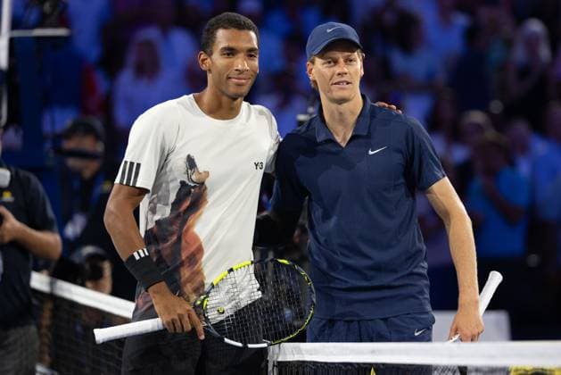 L R Felix Auger Aliassime CAN and Jannik Sinner ITA pose for a photo before the start of the match, US Open Championships 2023, USTA Billie Jean King National Tennis Center, Flushing Meadows, New York, USA Copyright: xJuergenxHasenkopfx