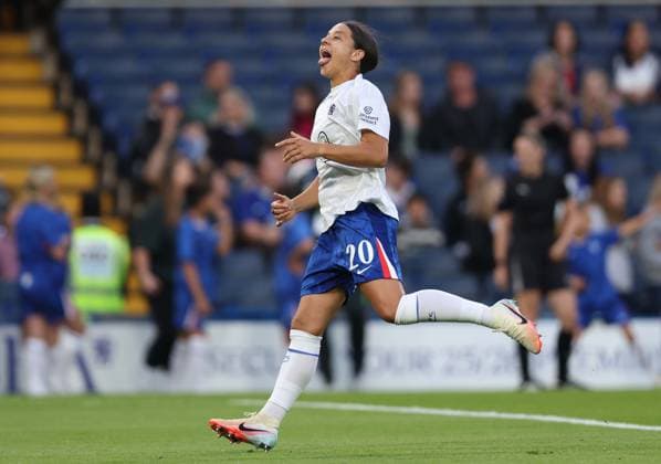 . - Chelsea Women v Manchester City Women, Women™s Super League, Stamford Bridge Stadium, London, England. - 5th September 2025. (C) Daniel Weir Crystal Pix Sam Kerr of Chelsea Women warms up. - Chelsea Women v Manchester City Women, Women™s Super League, Stamford Bridge Stadium, London, England. - 5th September 2025. (C) Daniel Weir Crystal Pix London Stamford Bridge Stadium United Kingdom Copyright: xDanielxWeirx CP_Chelsea_Women_Manchester_City_Women_83