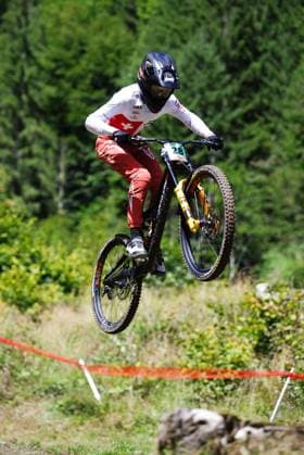 2025 UCI Mountain Bike World Championships Picture by Ed Sykes SWpix.com - 06 09 2025 - Cycling - 2025 UCI Mountain Bike World Championships - Downhill - ChampÃ ry, Valais, Switzerland - Men Junior Final - Hansueli Stauffer (Switzerland) Copyright: x xSWpix.comx(t axPhotographyxHubxLtd)xEdxSykes SWpix.comx SWP-3030-2088