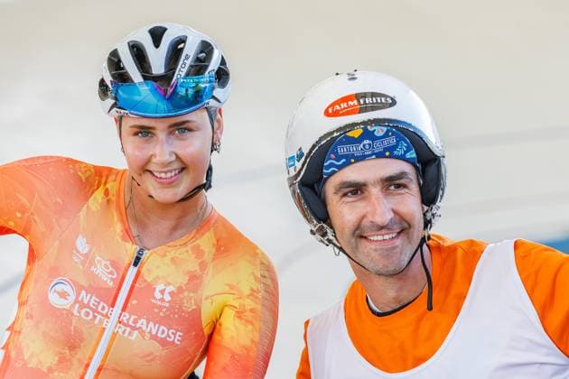 Yuli van der Molen NED wins with Christian Bosch NED, pacemaker the 2nd preliminary heat in the womens derny, 05 09 2025, Erfurt Germany , Track cycling, stayers and derny European Championships 2025 xprx