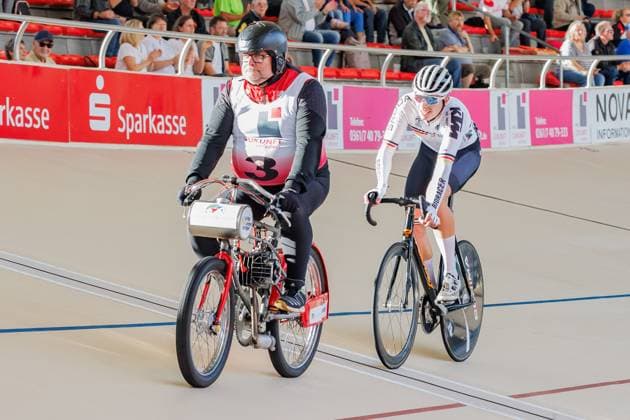 Constantin Lohse GER behind Carsten Strassmann GER, pacemaker 4th place in 1 heat, 05 09 2025, Erfurt Germany , Track Cycling, Stand-up and Derny European Championships 2025 xprx