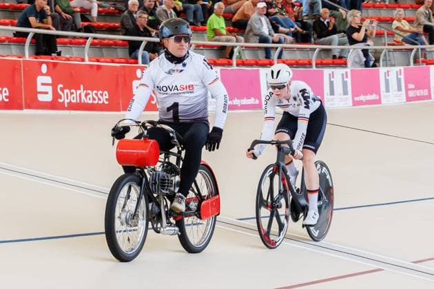 Lena Charlotte Reißner GER behind Marcel Möbus GER, Pacemaker , 05 09 2025, Erfurt Germany , Track Cycling, Stand-up and Derny European Championships 2025 xprx