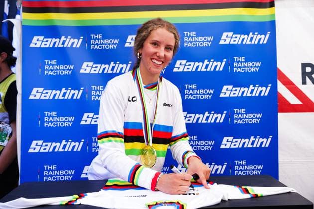 2025 UCI Mountain Bike World Championships Picture by Ed Sykes SWpix.com - 06 09 2025 - Cycling - 2025 UCI Mountain Bike World Championships - Downhill - ChampÃ ry, Valais, Switzerland - Women Junior Final - Rosa Zierl (Austria) signing the Santini Rainbow Jersey Copyright: x xSWpix.comx(t axPhotographyxHubxLtd)xEdxSykes SWpix.comx SWP-3030-2216