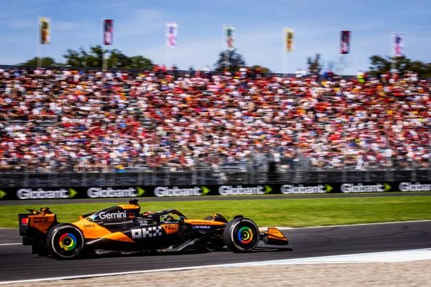 F1 ITALIAN GRAND PRIX SATURDAY Oscar Piastri of Australia and McLaren during saturday s practice of the F1 Grand Prix of Italy - Formula 1 Pirelli Gran Premio D Italia 2025 at Autodromo Nazionale Monza Circuit on September 06, 2025, in Monza, Italy. Copyright: xx 080A8780