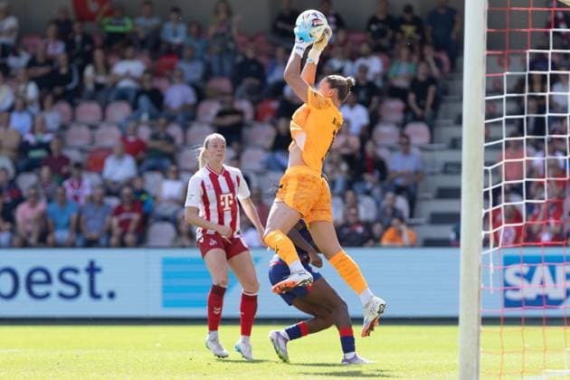 Google Pixel Women Bundesliga 1 FC Cologne Women RB Leipzig Women 06 09 2025 Elvira Herzog RB Leipzig Women, 1 Google Pixel Women Bundesliga 1 FC Cologne Women RB Leipzig Women Franz Kremer Stadium, Cologne 06 09 2025 Copyright: xBEAUTIFULxSPORTS Buriakovx