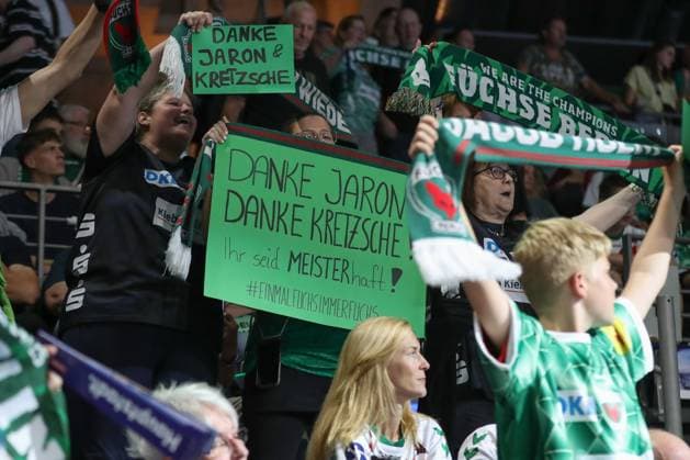 06 09 2025, xtgx, Füchse Berlin SC Magdeburg v l Banner for Jaron Siewert and Stefan Kretzschmar Berlin