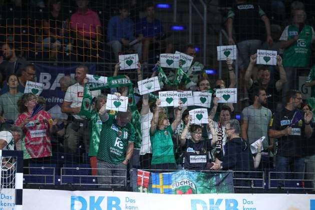 06 09 2025, xtgx, Füchse Berlin SC Magdeburg v l Banner for Jaron Siewert and Stefan Kretzschmar Berlin