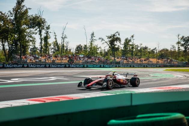 Formula 1 Pirelli Gran Premio d’Italia 2025 Dan Schiumarini OVERTAKE MAXPPP - 06 09 2025 44 HAMILTON Lewis (gbr), Scuderia Ferrari HP, action at the Formula 1 Pirelli Gran Premio d’Italia 2025, the 16th round of the 2025 FIA Formula 1 World Championship, WM, Weltmeisterschaft at Autodromo Nazionale Monza in Monza, Italy, from 04 to 07 September 2025  Copyright: xOVERTAKE MAXPPPxDanxSchiumarinix OVT202509062455 OVT202509062455