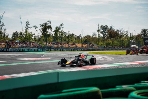 Formula 1 Pirelli Gran Premio d’Italia 2025 Dan Schiumarini OVERTAKE MAXPPP - 06 09 2025 01 VERSTAPPEN Max (nld), Oracle Red Bull Racing, action at the Formula 1 Pirelli Gran Premio d’Italia 2025, the 16th round of the 2025 FIA Formula 1 World Championship, WM, Weltmeisterschaft at Autodromo Nazionale Monza in Monza, Italy, from 04 to 07 September 2025  Copyright: xOVERTAKE MAXPPPxDanxSchiumarinix OVT202509062457 OVT202509062457