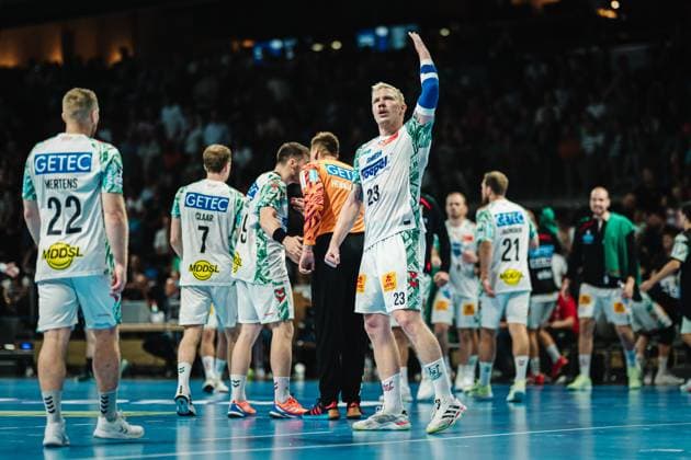 HBL Füchse Berlin vs SC Magdeburg, 06 09 25 Magnus Saugstrup SC Magdeburg, 23 cheers on the fans Füchse Berlin vs SC Magdeburg on 06 09 2025 at Max Schmeling Halle, Berlin Copyright: xBEAUTIFULxSPORTS Tonhäuserx