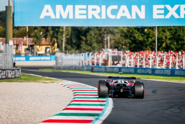Formula 1 Pirelli Gran Premio d’Italia 2025 Dan Schiumarini OVERTAKE MAXPPP - 06 09 2025 44 HAMILTON Lewis (gbr), Scuderia Ferrari HP, action at the Formula 1 Pirelli Gran Premio d’Italia 2025, the 16th round of the 2025 FIA Formula 1 World Championship, WM, Weltmeisterschaft at Autodromo Nazionale Monza in Monza, Italy, from 04 to 07 September 2025at the Formula 1 Pirelli Gran Premio d’Italia 2025, the 16th round of the 2025 FIA Formula 1 World Championship, at Autodromo Nazionale Monza in Monza, Italy, from 04 to 07 September 2025 Copyright: xOVERTAKE MAXPPPxDanxSchiumarinix OVT202509062498 OVT202509062498
