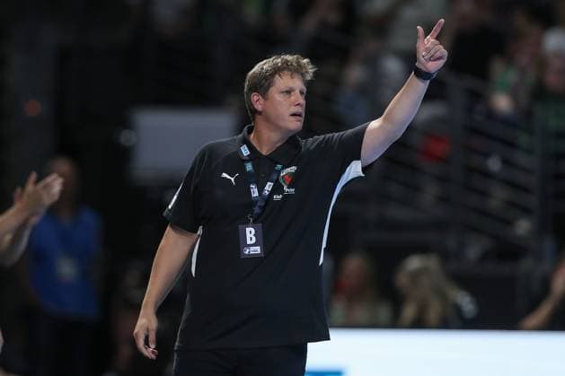 06 09 2025, xtgx, Füchse Berlin SC Magdeburg v l Nicolej Krickau Berlin, coach disappointed, looks disappointed, disappointed Berlin