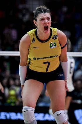Italy v Brazil - FIVB Women’s World Volleyball Championship BANGKOK, THAILAND - SEPTEMBER 06: Eleonora Fersino (7) of Brazil reacts during the FIVB Women’s Volleyball World Championship, WM, Weltmeisterschaft semi-final match between Italy and Brazil at Huamark Indoor Stadium in Bangkok, Thailand, on September 06, 2025. Mustafa Hatipoglu Anadolu Banghok Thailand. Editorial use only. Please get in touch for any other usage.  Copyright: x2025xAnadoluxMustafaxHatipoglux