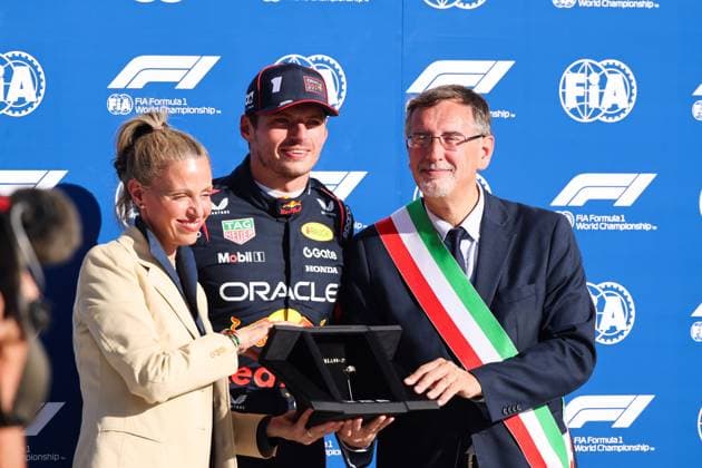 Max Verstappen Oracle Red Bull Racing, 01 , Pole Position, Parc Ferme, Qualifying, ITA, Formula 1 World Championship, Italian Grand Prix, Monza, Autodromo Nazionale Monza, 06 09 2025 ITA, Formula 1 World Championship, Italian Grand Prix, Monza, Autodromo Monza, 06 09 2025 Monza Copyright: xEibner-Pressefoto AnnikaxGrafx EP_AGF