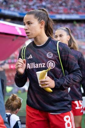 Lena Oberdorf 8 Bayern at the first matchday of the Google Pixel Womens Bundesliga FC Bayern Munich Bayer 04 Leverkusen on 06 09 2025 Munich Allianz Arena Bayern Germany