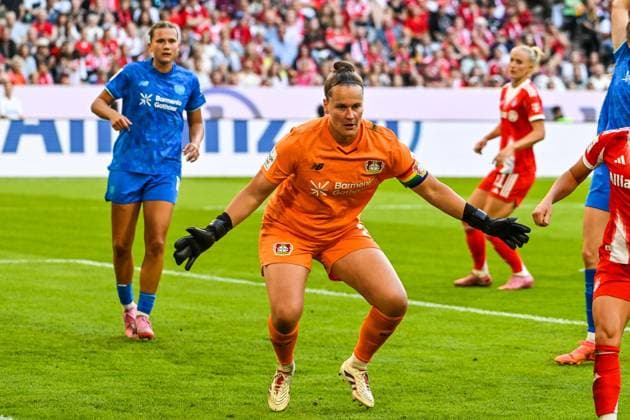 GER, 1 BL Women, FC Bayern Munich vs Bayer 04 Leverkusen 06 09 2025, Allianz Arena, Munich, GER, 1 BL Women, FC Bayern Munich vs Bayer 04 Leverkusen, in the picture Friederike Repohl Bayer Leverkusen, 27 nordphotoxGmbHx xHafner nph00200