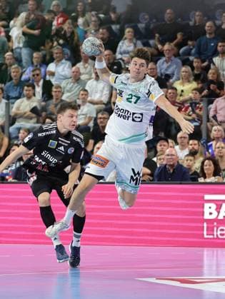 06 09 2025 Handball 1 Bundesliga DAIKIN HBL Season 2025 2026 03 Matchday HC Erlangen Metropolregion Nürnberg HCE Frisch Auf Göppingen DaMa xdaxmax Christoph Steinert 44, HC Erlangen HCE Oskar Sunnefeldt 27, Frisch Auf Göppingen