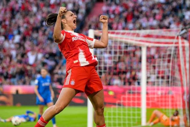 Soccer, Google Pixel Womens Bundesliga, 20250906, FC Bayern Munich Bayer 04 Leverkusen In the picture Goal 2 0, Goal celebration, Jovana DAMNJANOVIC Bayern, 9 Munich Allianz Arena Bayern Germany Copyright: Passion2Press MarkusxFischerx