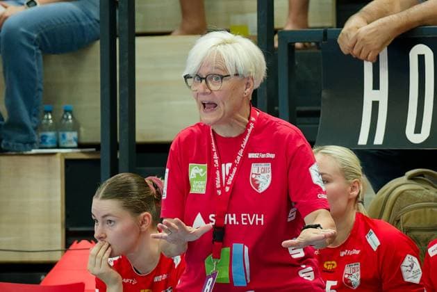 Coach Ines Seidler Halle , SV Union Halle Neustadt vs Sport Union Neckarsulm, Handball Bundesliga Frauen, Saison 2025 26, 2 Spieltag, 06 09 2025 Halle SWH Arena Sachsen Anhalt Germany