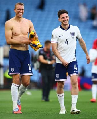 Dan Burn of England and Declan Rice at the end of the match England v Andorra, FIFA 2026 World Cup Qualifying, Group K, Football, Villa Park, Birmingham, UK - 06 Sept 2025Birmingham Villa Park United Kingdom EDITORIAL USE ONLY No use with unauthorised audio, video, data, fixture lists, club league logos or live services. Online in-match use limited to 120 images, no video emulation. No use in betting, games or single club league player publications.  Copyright: xPaulxCurrie Shutterstockx 15471184cv