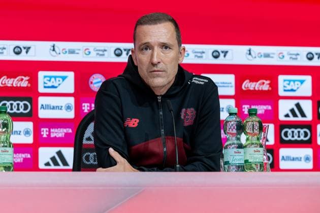 Roberto Paetzold Head Coach, Bayer 04 Leverkusen at the press conference after the match FC Bayern Muenchen Frauen vs Bayer 04 Leverkusen, Soccer, Google Pixel Women Bundesliga, 1 Matchday, Season 2025 2026, 06 09 2025 DFL DFB REGULATIONS PROHIBIT ANY USE OF PHOTOGRAPHS as IMAGE SEQUENCES and or QUASI VIDEO FC Bayern Muenchen Frauen vs Bayer 04 Leverkusen, Football, Google Pixel Frauen Bundesliga, 1 Spieltag, Saison 2025 2026, 06 09 2025 Muenchen Copyright: xEibner-Pressefoto HeikexFeinerx EP_HFR