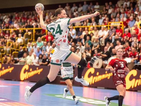 Luisa Scherer Frisch Auf Women, 24 on the counter-attack, HSG Bensheim Auerbach vs Frisch Auf Goeppingen, Handball, 1 Bundesliga, Season 2025 2026, 06 09 2025 HSG Bensheim Auerbach vs Frisch Auf Goeppingen, Handball, 1 Bundesliga, Season 2025 2026, 06 09 2025 Bensheim Copyright: xMichaelxSchmidt Eibner-Pressefotx EP_MST
