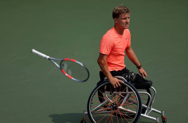 Niels Vink of Netherlands lets go of his racket 2025 US Open, Day Fourteen, USTA Billie Jean King National Tennis Center, New York, USA - 06 Sept 2025New York USTA Billie Jean King National T New York (NY) United States of America  Copyright: xEllaxLing Shutterstockx 15467798e