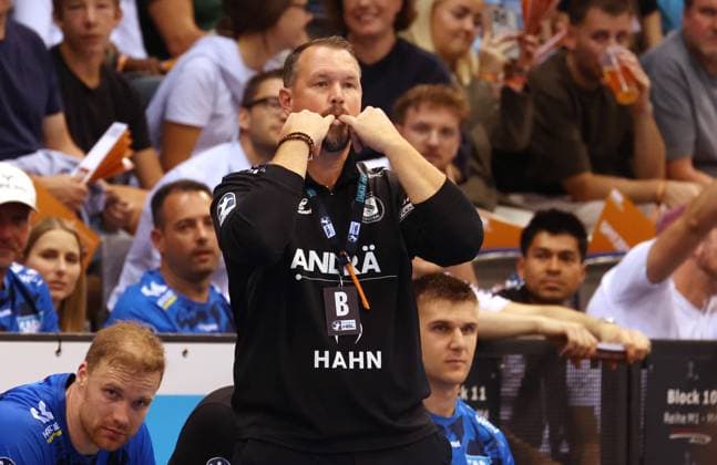 BAU 06 09 2025 Stuttgart Handball TVB Stuttgart vs Bergischer HC, Coach Misha Kaufmann TVB