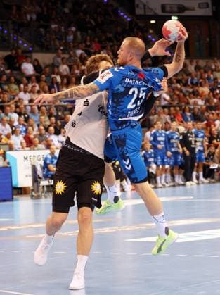 BAU 06 09 2025 Stuttgart Handball TVB Stuttgart vs Bergischer HC, Patrick Zieker TVB, right