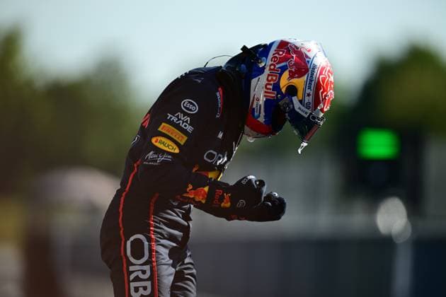 F1 Grand Prix of Italy - Qualifying Max Verstappen of Red Bull Racing Honda celebrates after qualifying for the Italian GP, the 16th round of the Formula 1 World Championship, WM, Weltmeisterschaft in Autodromo Nazionale di Monza, Monza, Lombardy, Italy, on September 6, 2025. Monza Lombardy Italy  Copyright: xAndreaxDiodatox originalFilename:diodato-formula1250906_npIYz.jpg