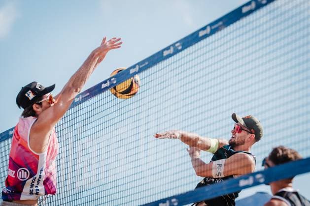 Beach Volleyball Men German Championships 2025 Timmendorfer Strand 06 09 2025 v l Niklas Held vs Benedikt Sagstetter Timmendorfer Strand Ahmann Hager Arena Schleswig Holstein Germany