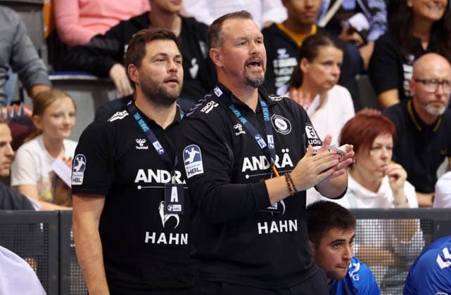BAU 06 09 2025 Stuttgart Handball TVB Stuttgart vs Bergischer HC, f l Daniel Sdunek, coach Misha Kaufmann TVB