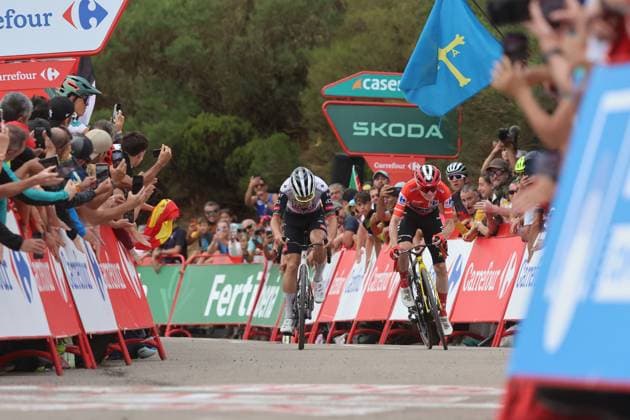 06-09-2025 Vuelta A Espana; Tappa 14 Aviles - La Farrapona; 2025, Uae Team Emirates - Xrg; 2025, Visma - Lease A Bike; Almeida, Joao; Vingegaard, Jonas; La Farrapona; 
