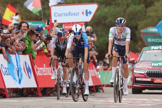 06-09-2025 Vuelta A Espana; Tappa 14 Aviles - La Farrapona; 2025, Israel - Premier Tech; 2025, Red Bull - Bora Hansgrohe; 2025, Q36.5; Riccitello, Matthew; Pellizzari, Giulio; Pidcock, Thomas; La Farrapona; 