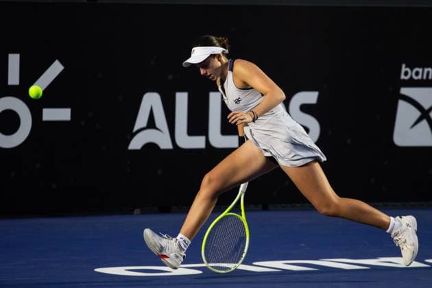 WTA, Tennis Damen 250 SP OPEN SaO PAULO, SP - 06.09.2025: WTA 250 SP OPEN - Marking the return of the professional women& 39;s tennis circuit to the capital of Sao Paulo after 25 years, the SP Open, WTA 250 of Sao Paulo, takes place from September 6th to 14th at Parque Villa Lobos. In the photo, Brazilian Pietra Rivoli in a match against Italian Miriana Tona, valid for the tournament& 39;s qualifying and held late afternoon this Saturday (06). (Photo: Rodilei Morais Fotoarena) x2801120x  RodileixMorais