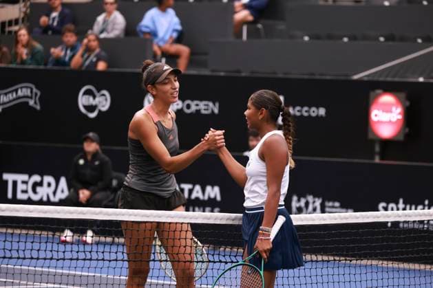 Match between Brazilian Ana Cruz and French Yasmine Mansouri at the SP Open in Sao Paulo Sao Paulo (SP), September 6, 2025 WTA250 SP Open - Match between Brazilian Ana Cruz and French Yasmine Mansouri, at the SP Open in Sao Paulo, which takes place from September 6 to 14 at Villa-Lobos Park, on the central court, this Saturday, September 6, 2025, in the west zone of Sao Paulo. French Yasmine Mansouri beat Brazilian Ana Cruz by scores of 6-3 and 6-2 by 2-0 and is eliminated. (Foto: Leco Viana Thenews2 imago images) SPO  Copyright: xLecoxVianax