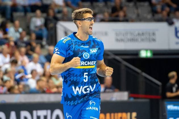 Handball I Men I Season 2025 2026 I Bundesliga I 3 Matchday I TVB Stuttgart Bergischer HC I 06 09 2025 Antonio Serradilla Cuenca 5, TVB Stuttgart jubelt Stuttgart Porsche Arena Baden Württemberg Germany Copyright: xLobeca MaxxPetershansx