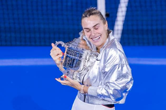 Aryna Sabalenka of Belarus celebrates with her trophy after her win in two sets over Amanda Anisimova in the Women s Finals of the US Open Tennis Championships in Arthur Ashe Stadium at the Billie Jean King National Tennis Center in New York City on Saturday, September 6, 2025.  NYP20250906815 COREYxSIPKIN