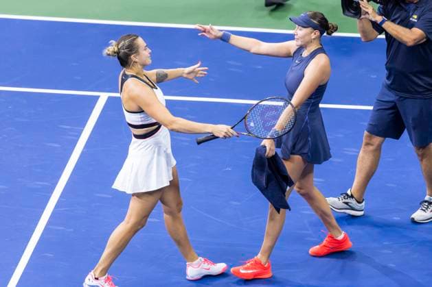 Aryna Sabalenka of Belarus (l.) is congratulated by Amanda Anisimova after her win in two sets in the Women s Finals of the US Open Tennis Championships in Arthur Ashe Stadium at the Billie Jean King National Tennis Center in New York City on Saturday, September 6, 2025.  NYP20250906816 COREYxSIPKIN
