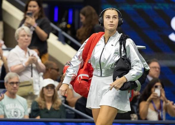 Aryna Sabalenka enters the court Womens Singles, Ladies Singles, Final, Final, US Open Championships 2025, USTA Billie Jean King National Tennis Center, Flushing Meadows, New York, USA Copyright: xJuergenxHasenkopfx