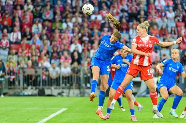 Munich, Germany, September 6th 2025: Alara Sehitler (14 FC Bayern Munich) and Lilla Turanyi (24 Bayer Leverkusen) in the box going for a header during the Google Pixel Frauen Bundesliga match between FC Bayern Munich and Bayer Leverkusen at Allianz Arena, Munich, Germany. (Sven Beyrich SPP) Copyright: xSvenxBeyrich SPPx spp-en-SvBe-SvBe-20250906-D4S_8160