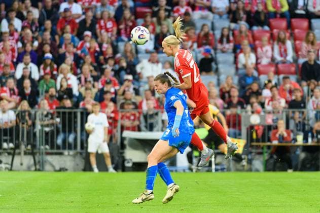 Munich, Germany, September 6th 2025: Pernille Harder (21 FC Bayern Munich) and Claudia Wenger (5 Bayer Leverkusen) going for a header during the Google Pixel Frauen Bundesliga match between FC Bayern Munich and Bayer Leverkusen at Allianz Arena, Munich, Germany. (Sven Beyrich SPP) Copyright: xSvenxBeyrich SPPx spp-en-SvBe-SvBe-20250906-D4S_8193