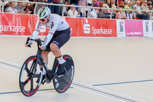 Messane Bräutigam GER finishes in second place, silver medal, silver medal, 06 09 2025, Erfurt Germany , Track Cycling, Stand-up and Derny European Championships 2025 xprx